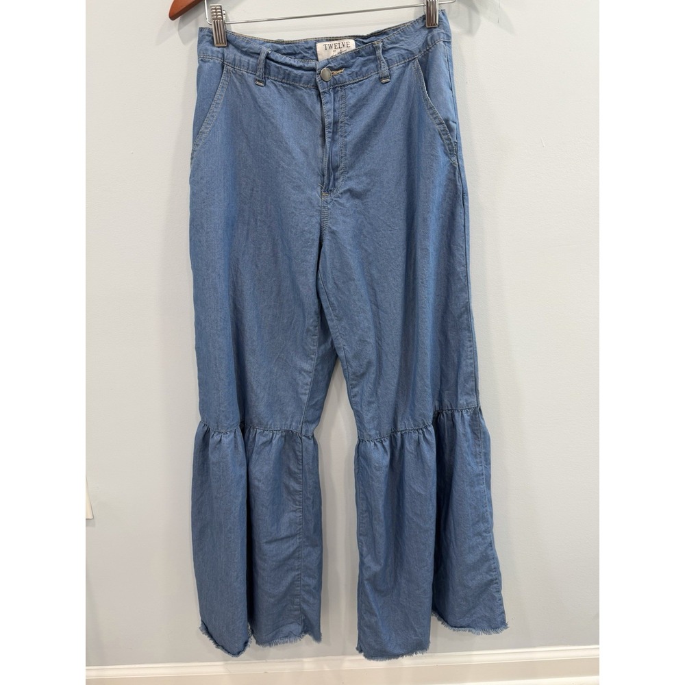 Twelve by On Twelfth Wide Leg Pants Chambray Ruffle Raw Hem Light Wash M Y2K